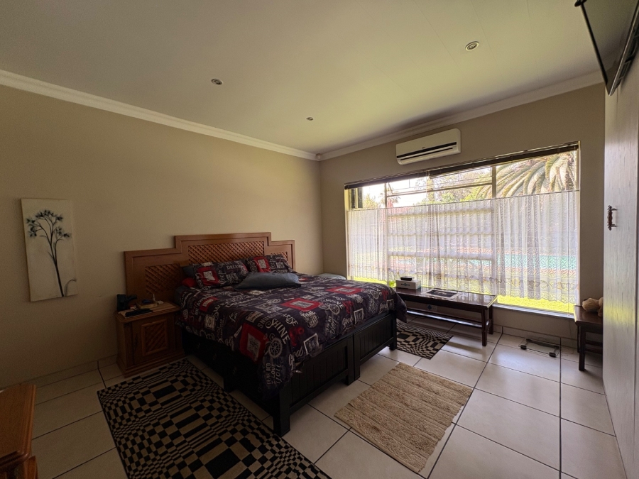 3 Bedroom Property for Sale in Flamwood North West